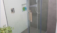 Tiled Shower with Easy niche