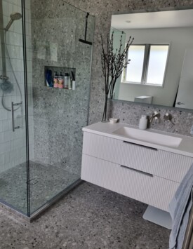 Oakford Park Tile Safe Shower